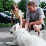 Samojed Márynka s dětmi